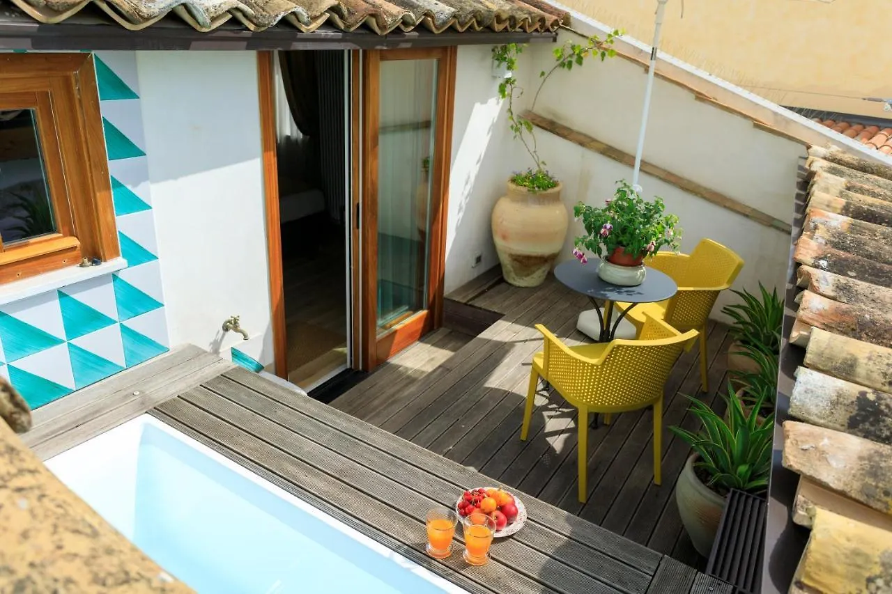 Sui Tetti Di Balarm Boutique Rooms Palermo 2*,